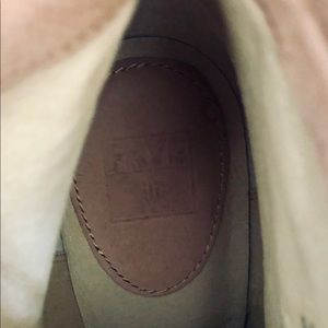 Frye Shoes - Women’s size 10 Frye Reina Bootie Frye Shoes - Women’s size 10 Frye Reina Bootie